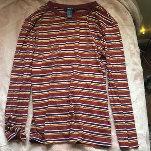 Stripped title fitting longsleeve